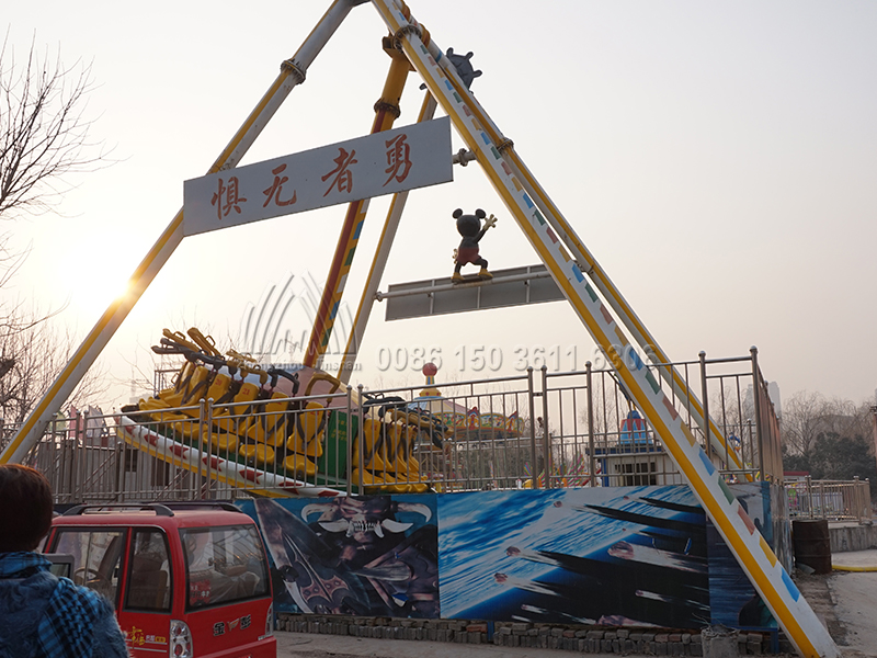 25 Amusement park equipment supplier DINIS