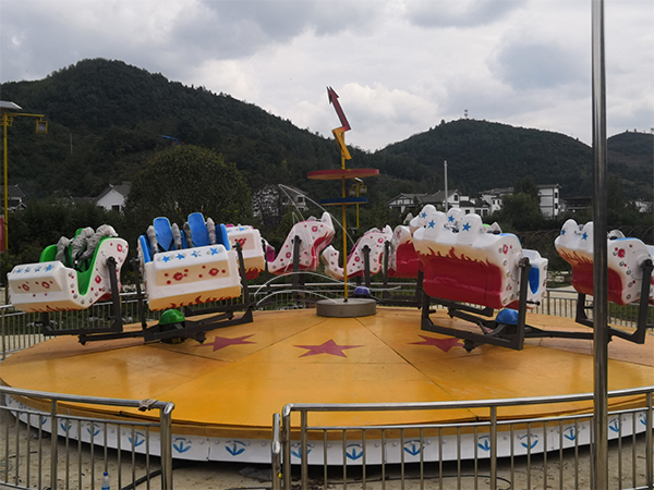 Amusement Park Booster Flat Ride