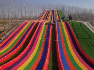 Site selection requirements for laying the rainbow slide ride